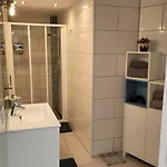 Makai Apartment *